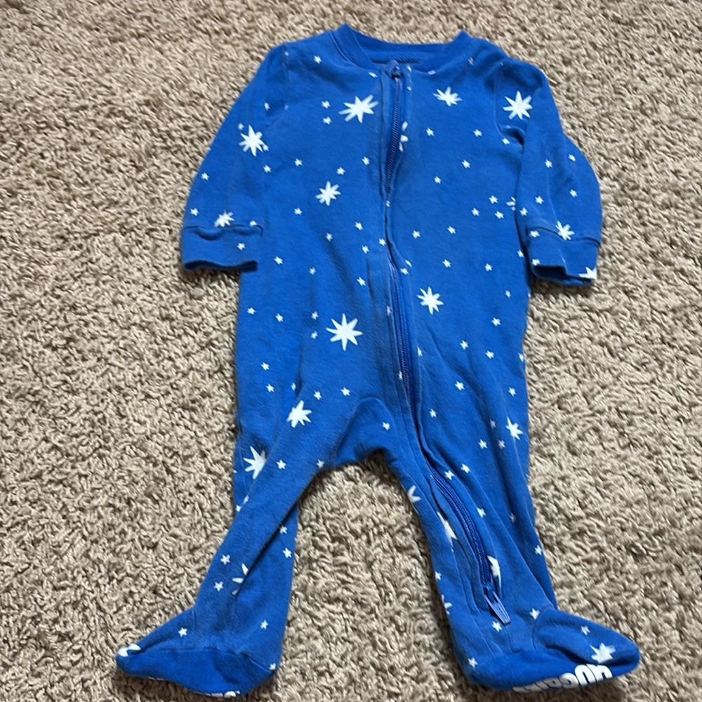 Set of two 6 month sleepers, by Huggies - Picture 4 of 5